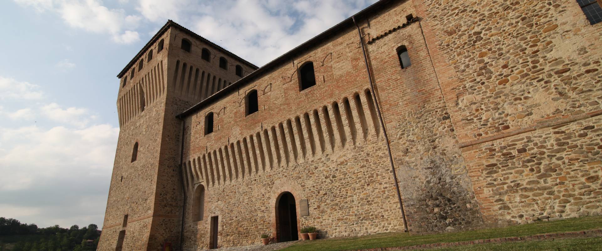 Castello di Torrechiara, particolare esterno foto di Sebastian Corradi
